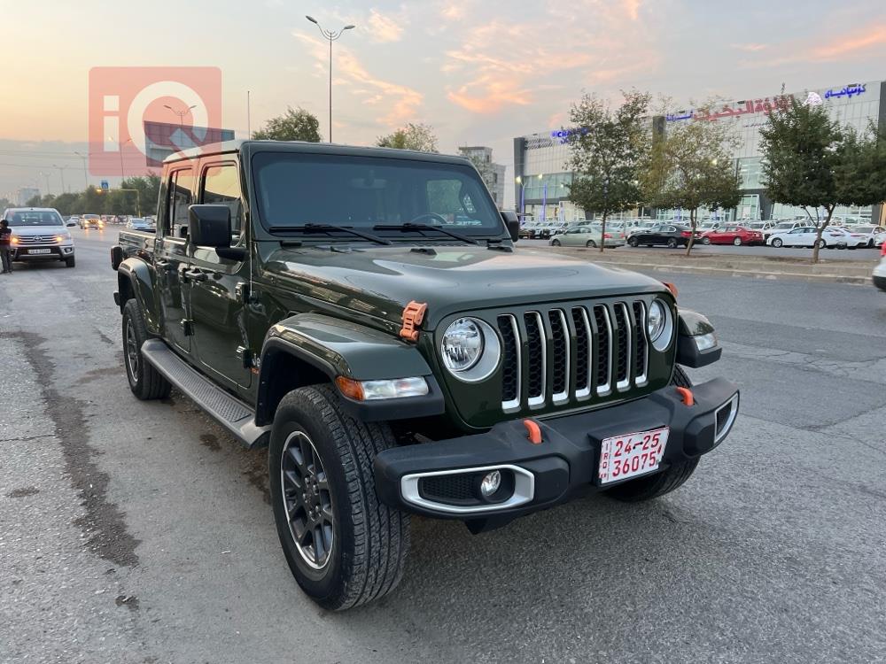 جيب جلاديتور